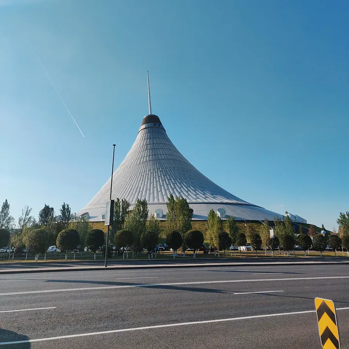 Khan Shatyr Entertainment Center