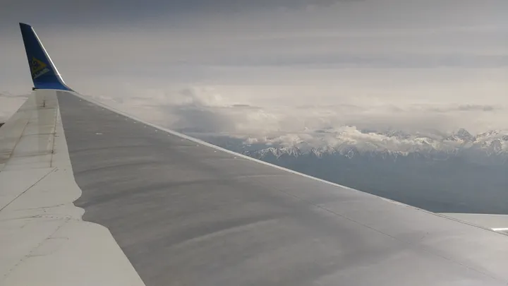 阿斯塔納航空的靠窗座位