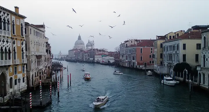 拉赫曼尼諾夫的第二鋼琴協奏曲比較好聽還是第三？